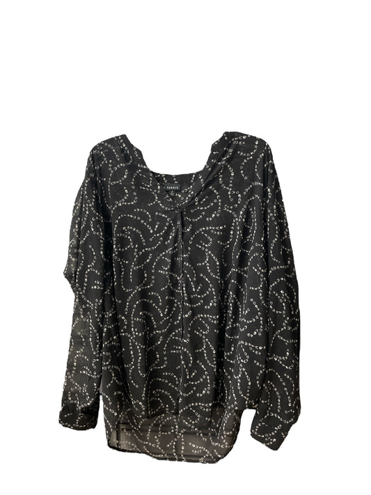 Top Long Sleeve By Torrid In Black & White, Size: 2x