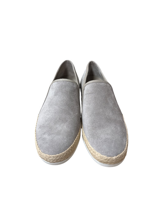 Shoes Flats By Vince In Grey, Size: 7.5