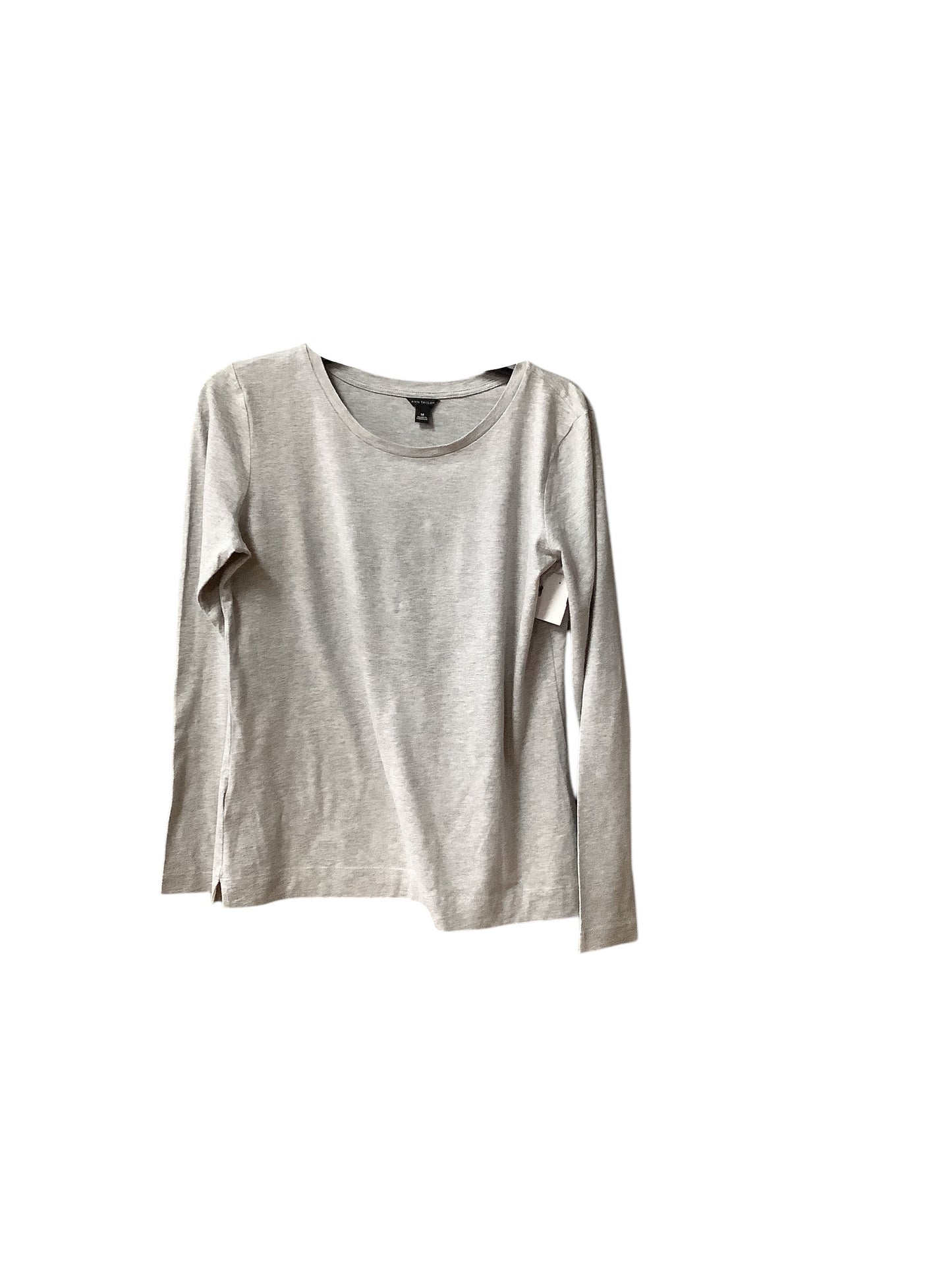 Top Long Sleeve Basic By Ann Taylor In Grey, Size: M