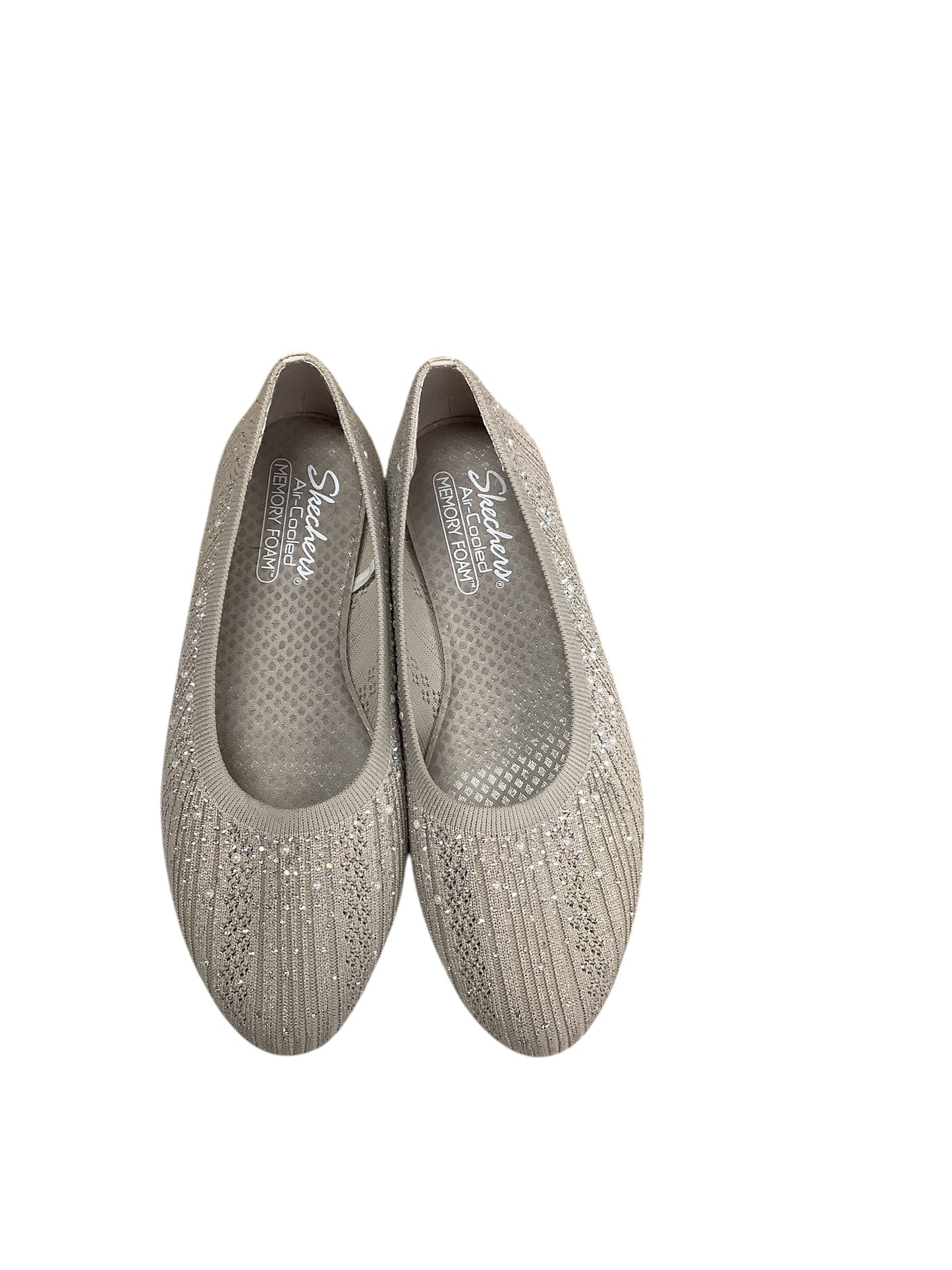 Shoes Flats By Skechers In Silver, Size: 9.5