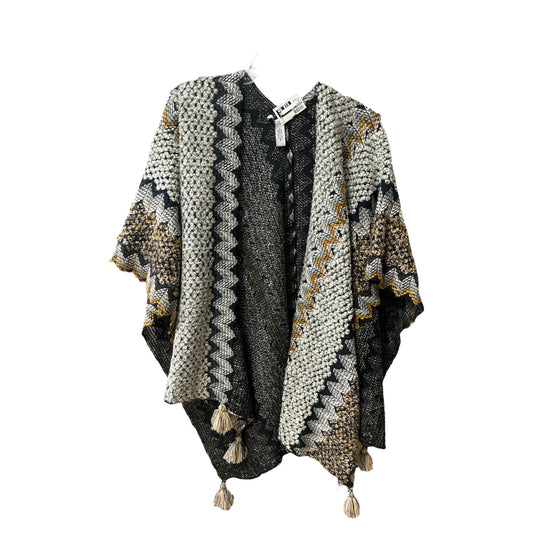 Poncho By Michael Stars In Grey, Size: Osfm