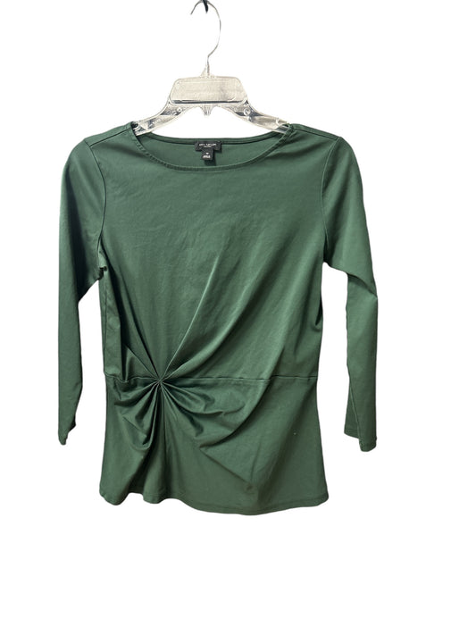 Top Long Sleeve By Ann Taylor O In Green, Size: Xs