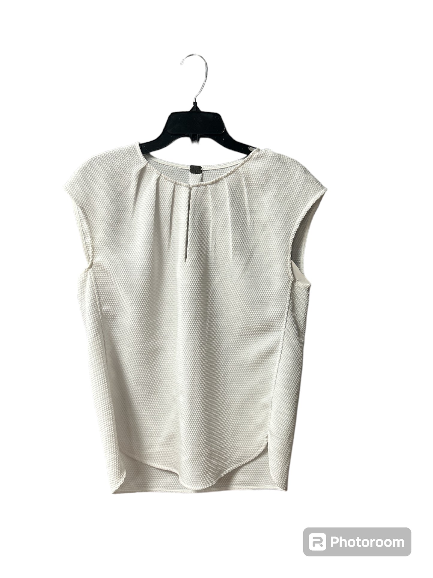 White Top Sleeveless We The Free, Size M