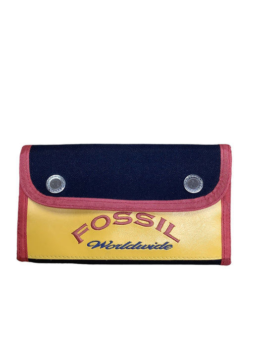 Wallet By Fossil, Size: Medium