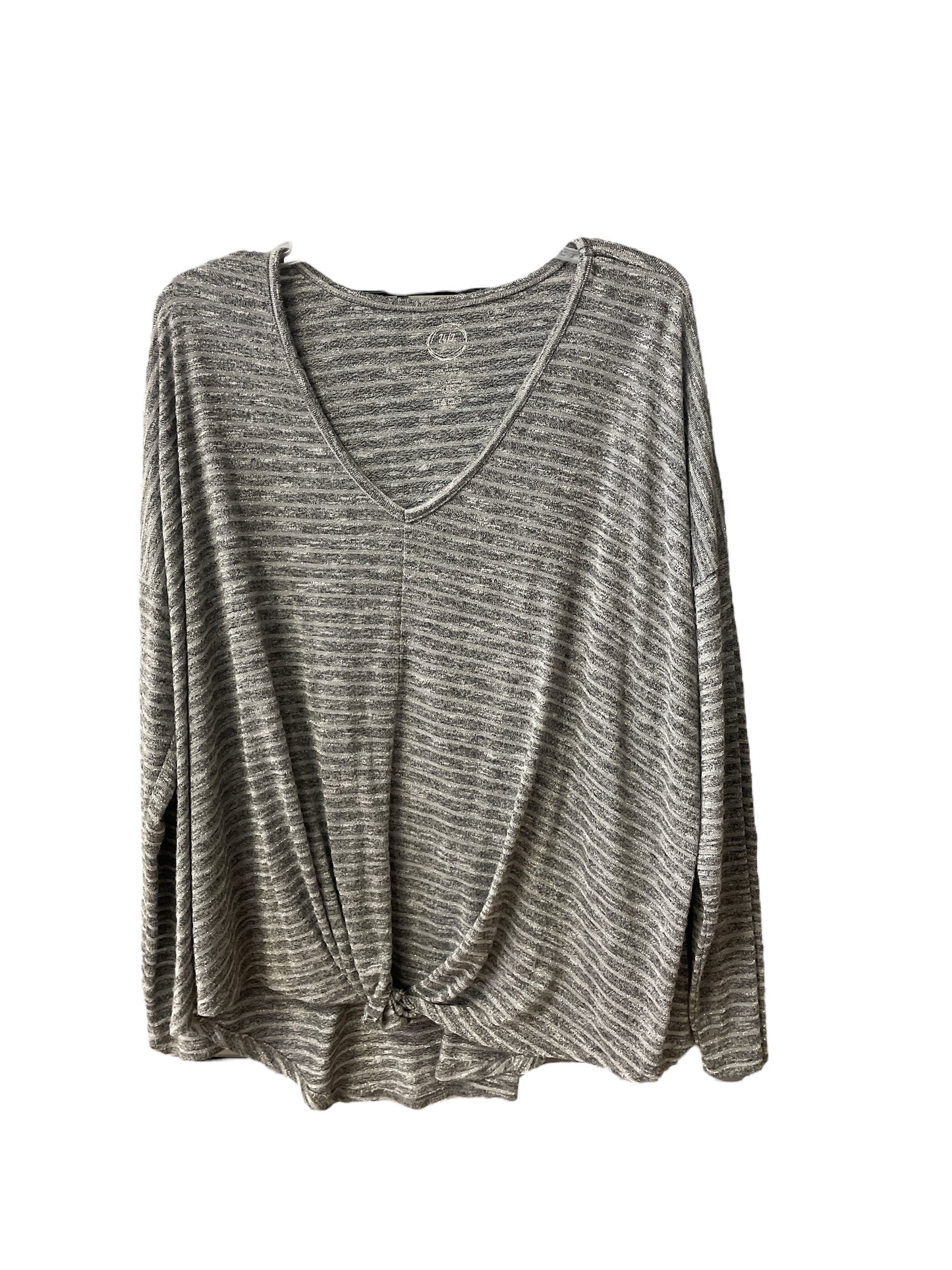 Top Long Sleeve By Maurices In Grey, Size: 2x