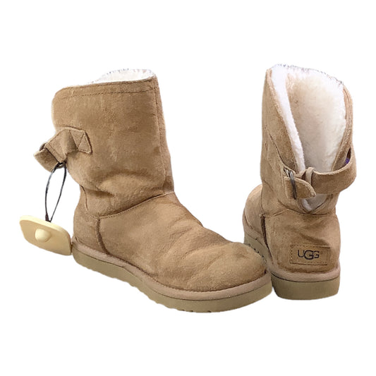 Boots Leather By Ugg  Size: 7